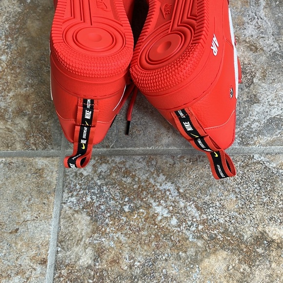 Nike Air Force Ones Low Utility Team Orange Size 11 NEW - Picture 9 of 16